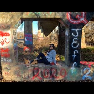 Meet your Posher, Angela